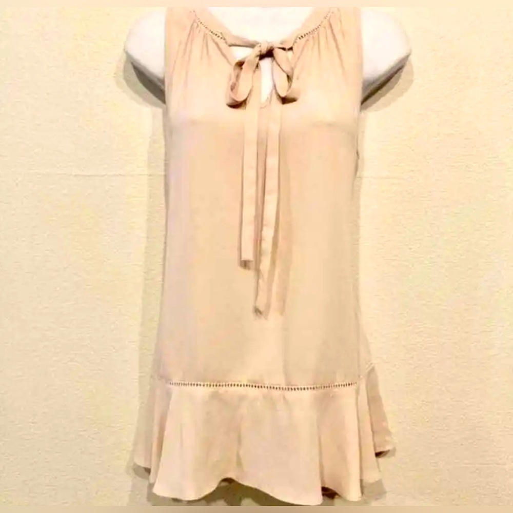 Mossimo Tan Sleeveless Blouse with Tie Front Collar.  Size Small